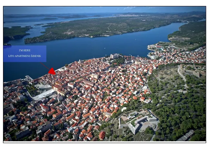Lito アパート シベニク